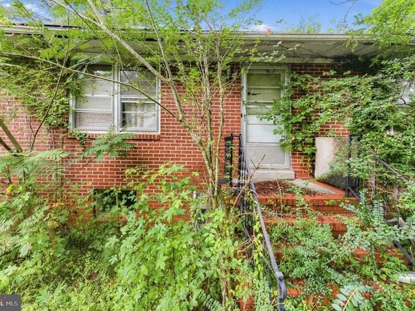 207 SIMMONS DRIVE , LAWRENCEVILLE, VA 23868