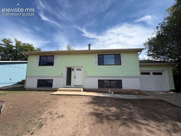 522 Clearview Drive, Fountain, CO 80817