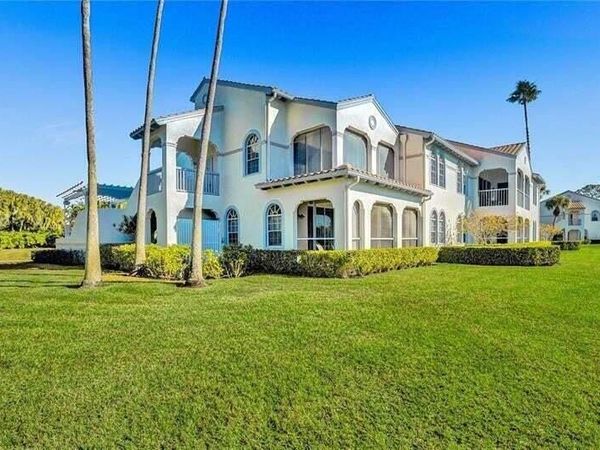 704 Ryder Cup Circle, Palm Beach Gardens, FL 33418