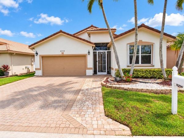 6354 Westchester Club Drive N, Boynton Beach, FL 33437