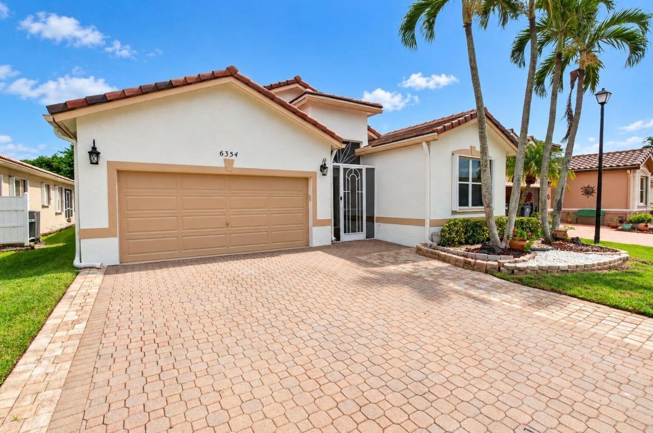 6354 Westchester Club Drive N, Boynton Beach, FL 33437 Photo