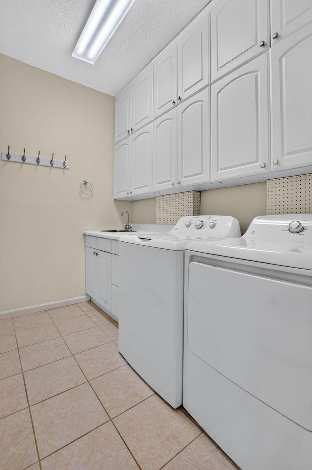 6354 Westchester Club Drive N, Boynton Beach, FL 33437 Photo