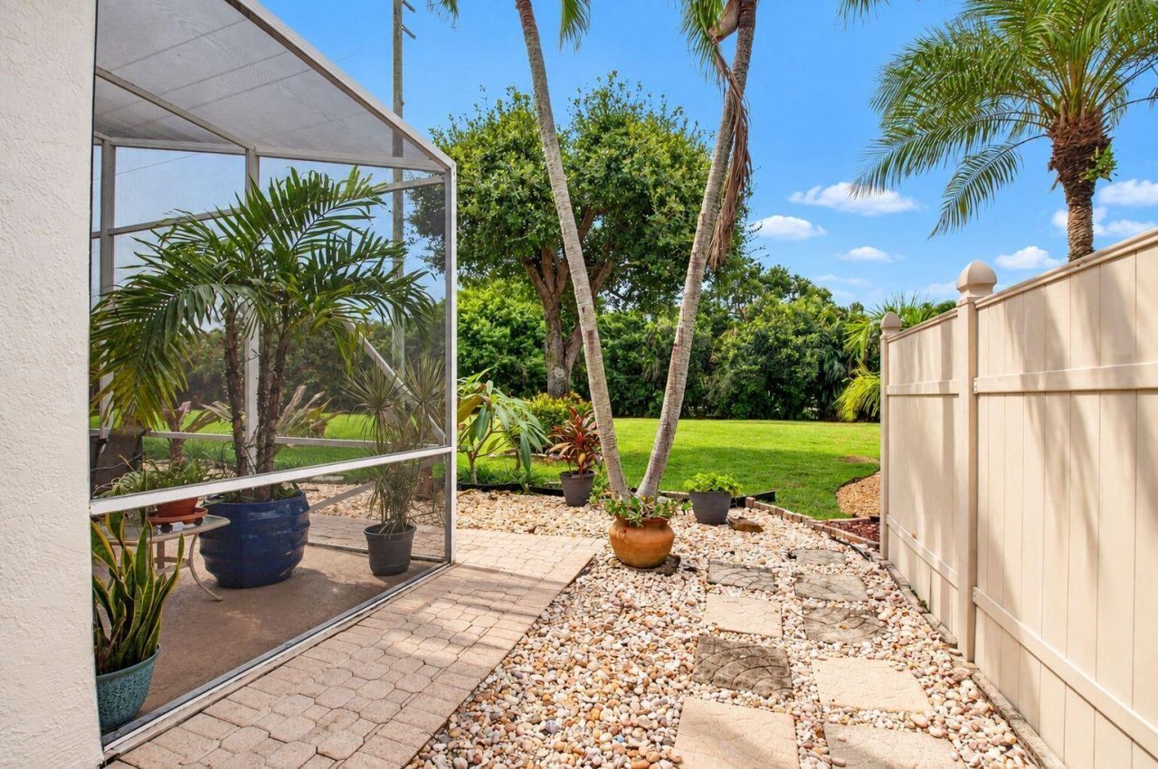 6354 Westchester Club Drive N, Boynton Beach, FL 33437 Photo