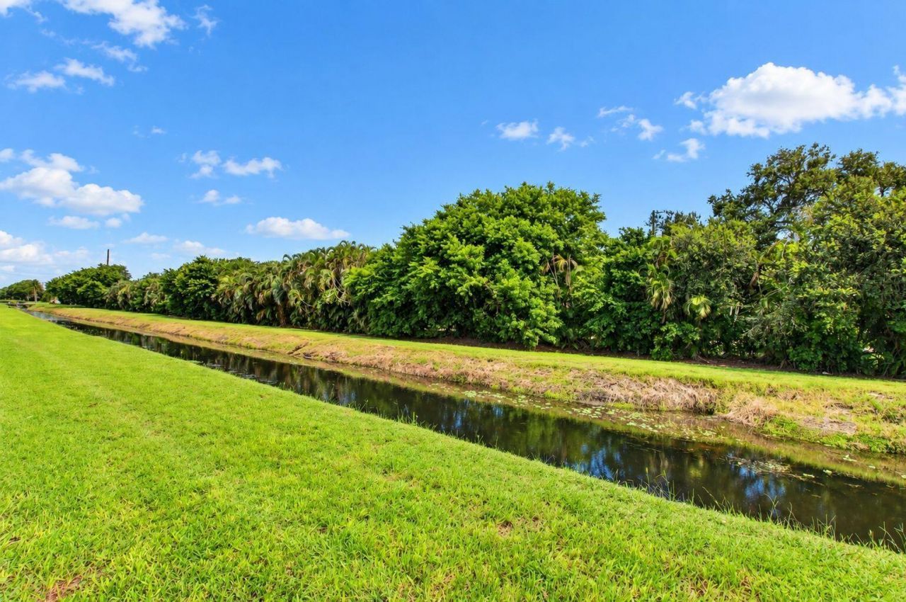 6354 Westchester Club Drive N, Boynton Beach, FL 33437 Photo
