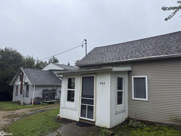 207 N 14Th Street, Marshalltown, IA 50158