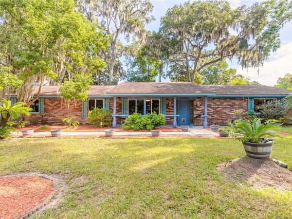 1225 VINE STREET , DAYTONA BEACH, FL 32117