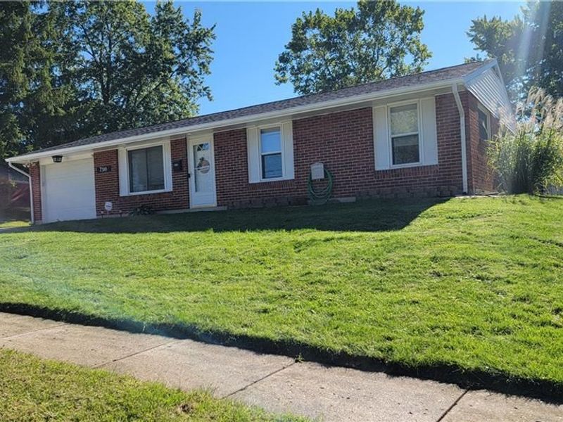 7310 Greydale Drive, Huber Heights, OH 45424 Photo 2