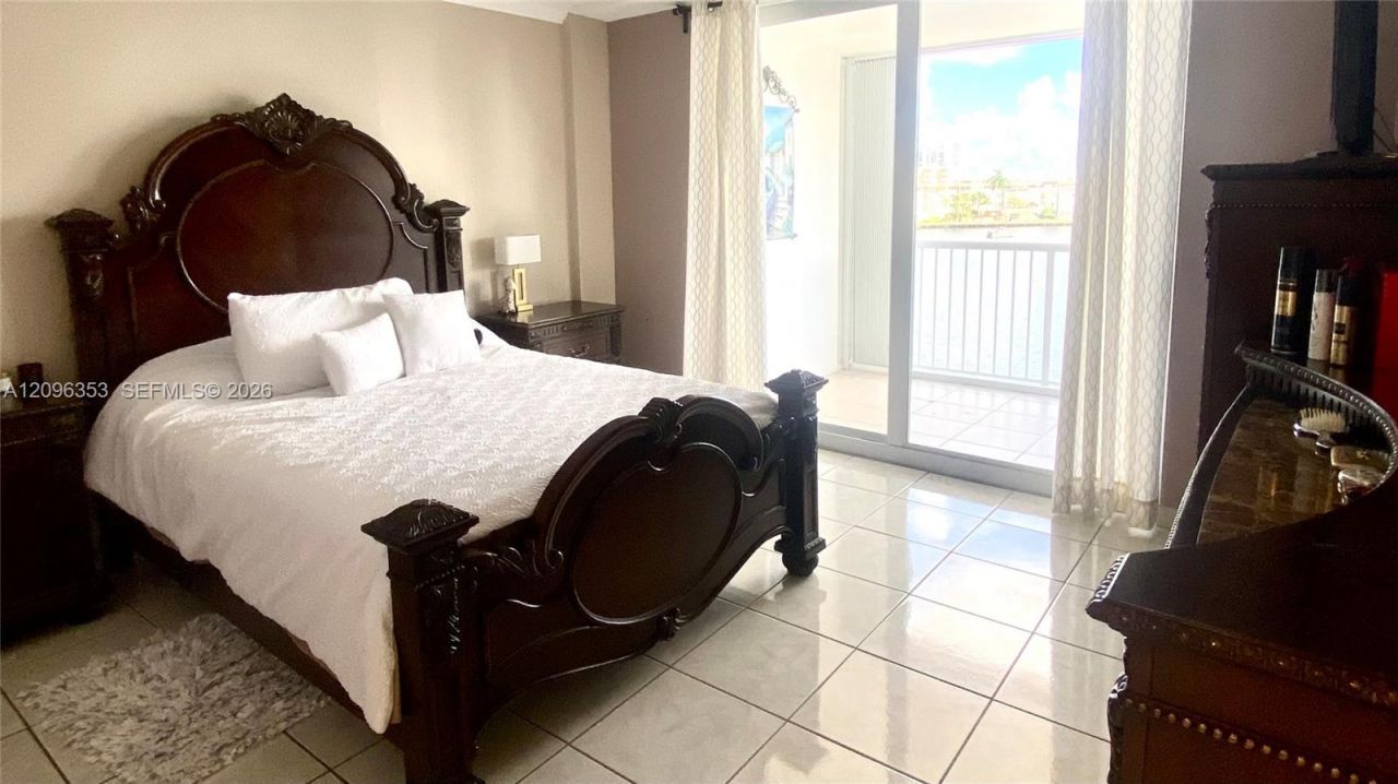410 Golden Isles Dr, Unit 407, Hallandale Beach, FL 33009 Photo