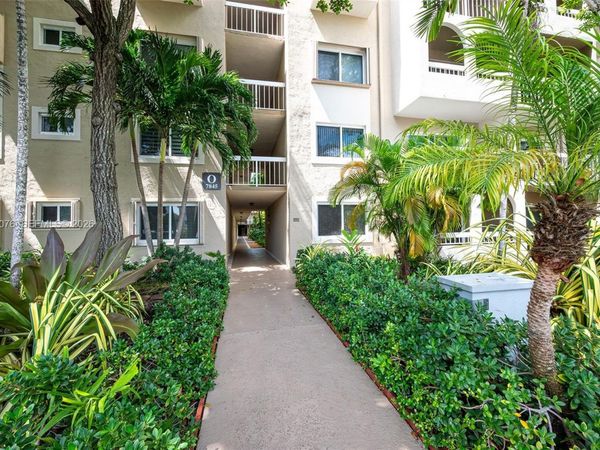 7845 Camino Real , Unit O-212, Miami, FL 33143