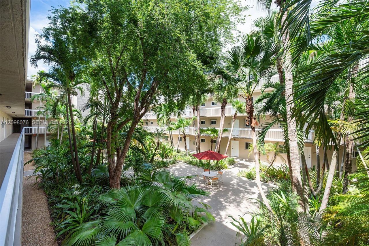 7845 Camino Real , Unit O-212, Miami, FL 33143 Photo