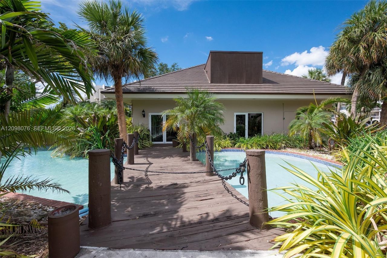 7845 Camino Real , Unit O-212, Miami, FL 33143 Photo