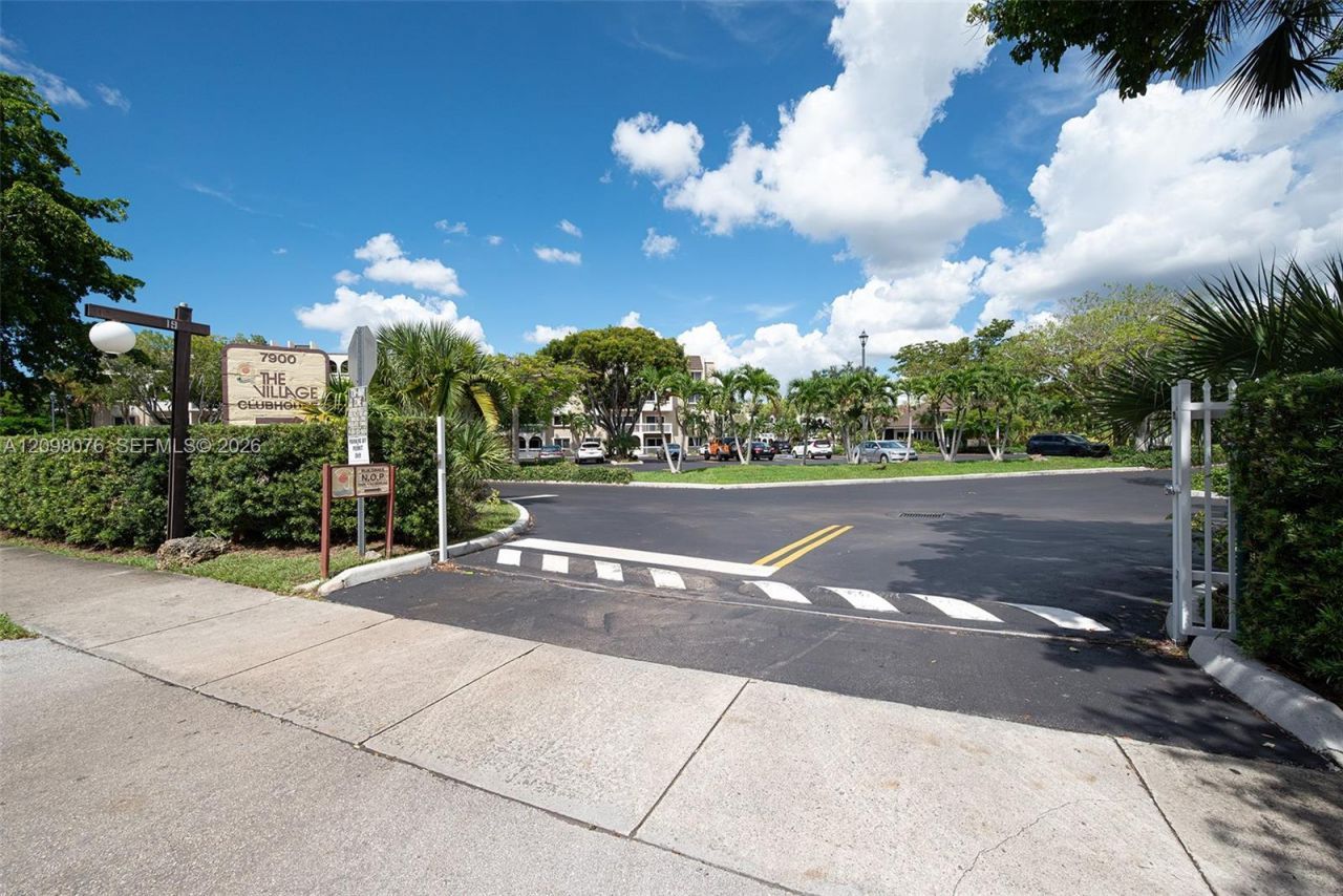 7845 Camino Real , Unit O-212, Miami, FL 33143 Photo