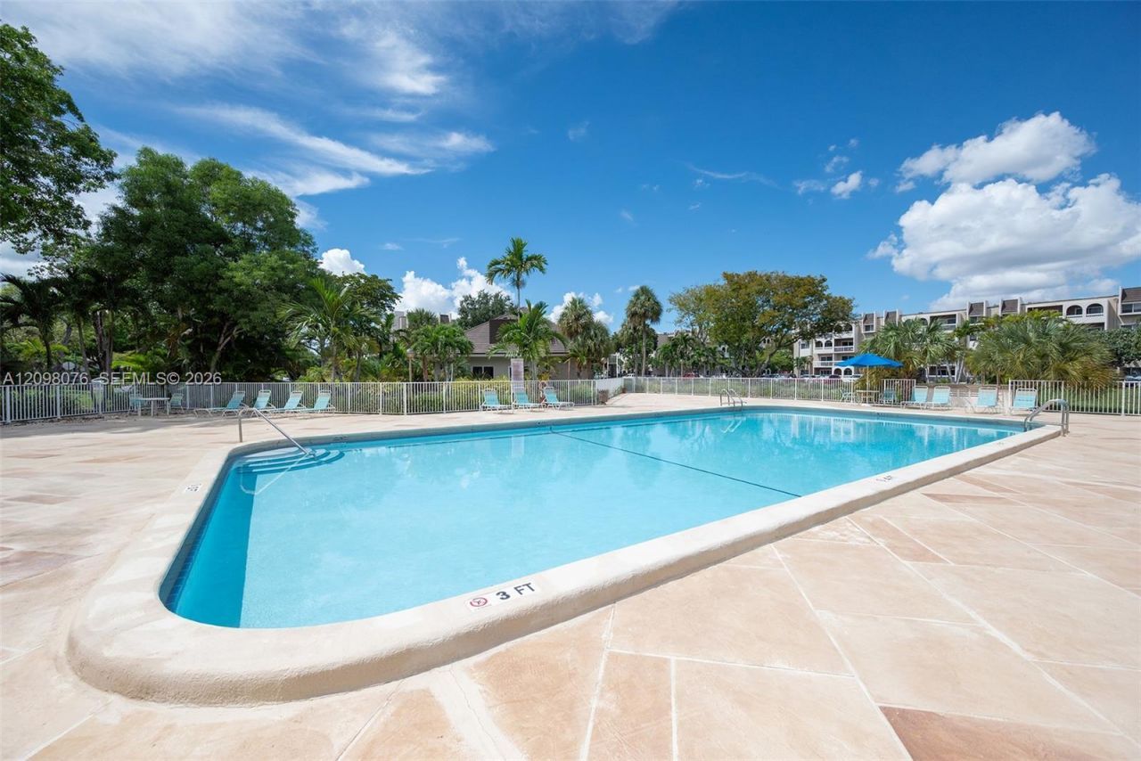 7845 Camino Real , Unit O-212, Miami, FL 33143 Photo