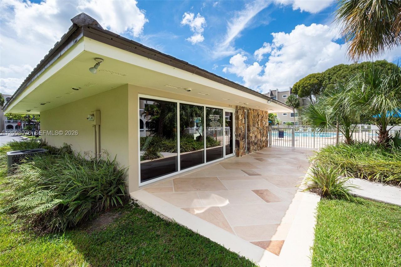 7845 Camino Real , Unit O-212, Miami, FL 33143 Photo