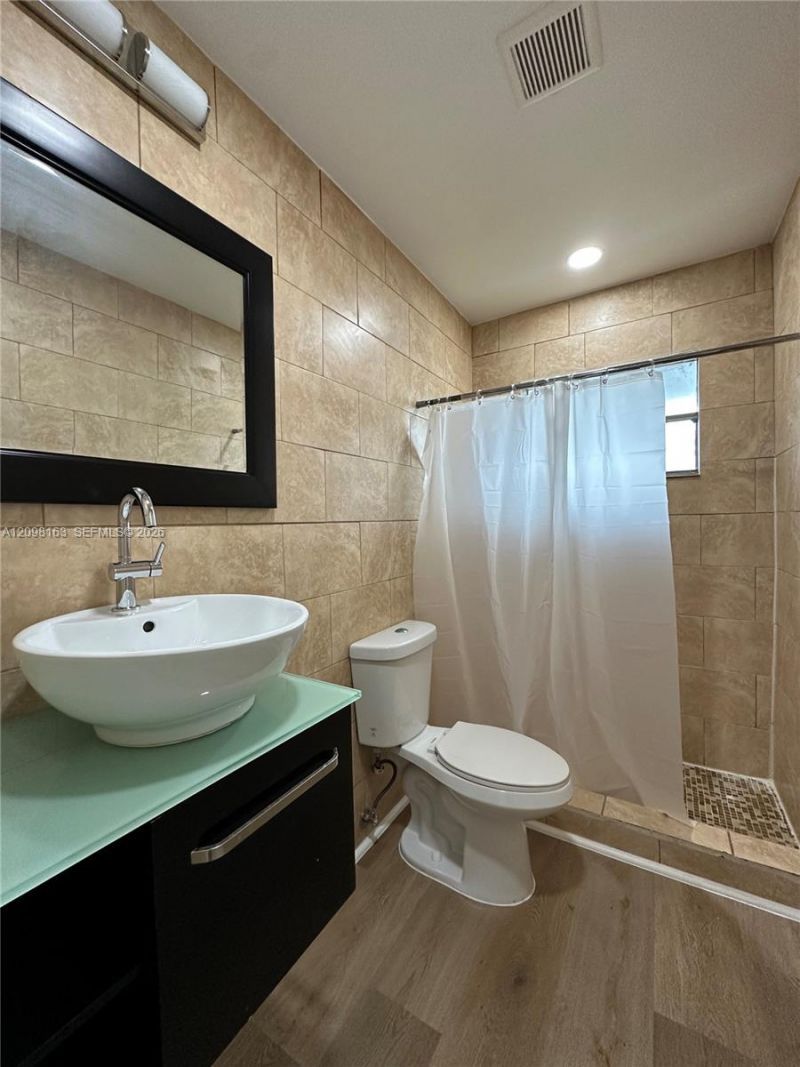 108 NW 2nd Ave, Unit C, Hallandale Beach, FL 33009 Photo