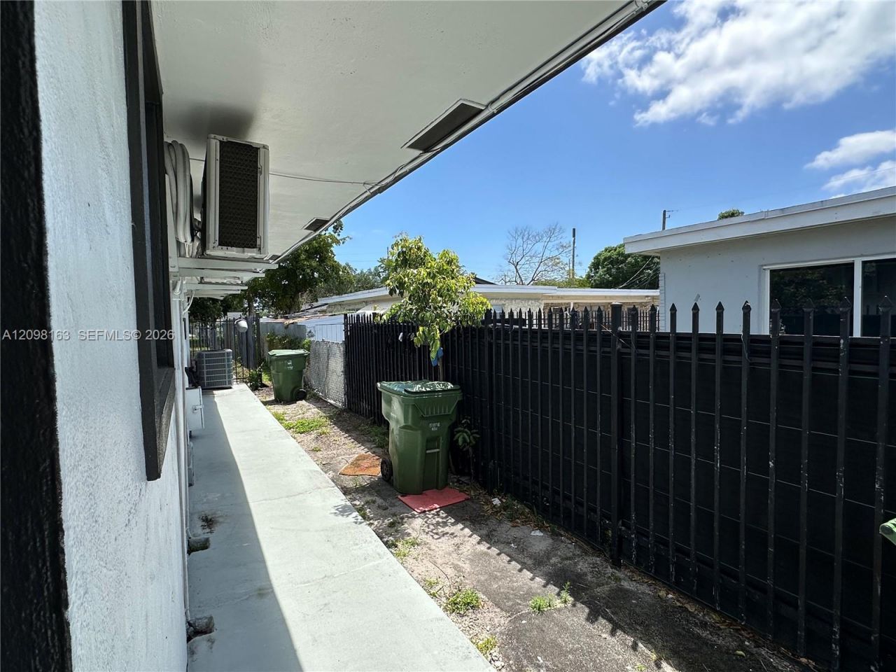 108 NW 2nd Ave, Unit C, Hallandale Beach, FL 33009 Photo