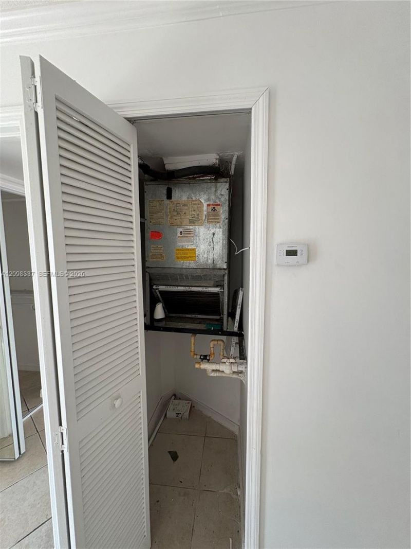 2415 NW 16th St Rd , Unit 316, Miami, FL 33125 Photo