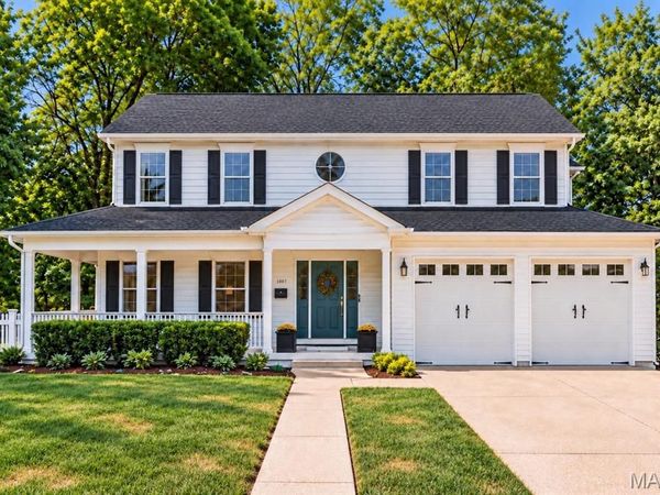 1007 N Clay Avenue , Kirkwood, MO 63122