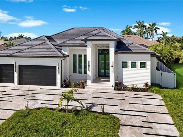 2667 SW 32nd ST , CAPE CORAL, FL 33914