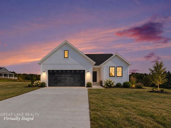 3810 Angling Way, Traverse City, MI 49685