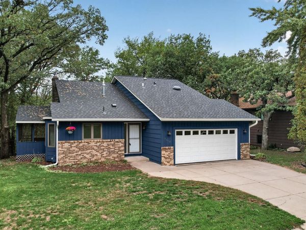 4867 Richard Lane, Eagan, MN 55122