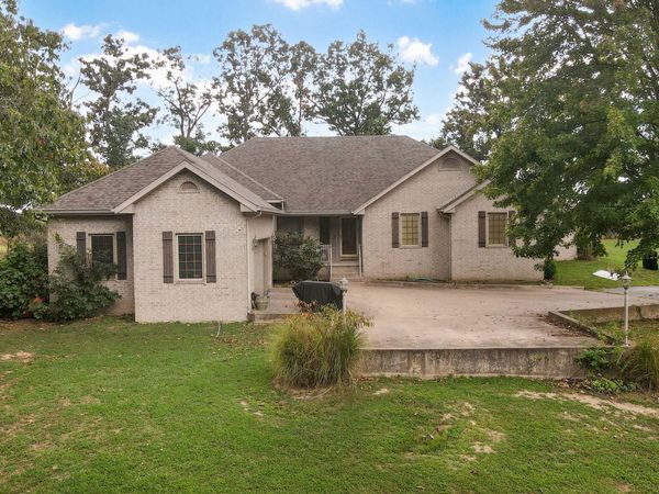 15169 Lawrence 2154 , Mt Vernon, MO 65712
