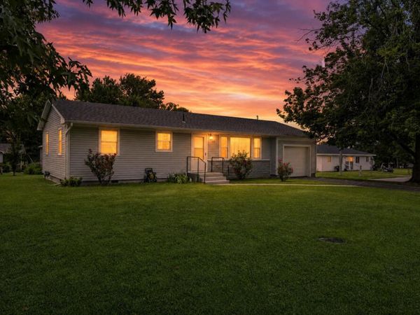 115 N Westview Drive , Marionville, MO 65705