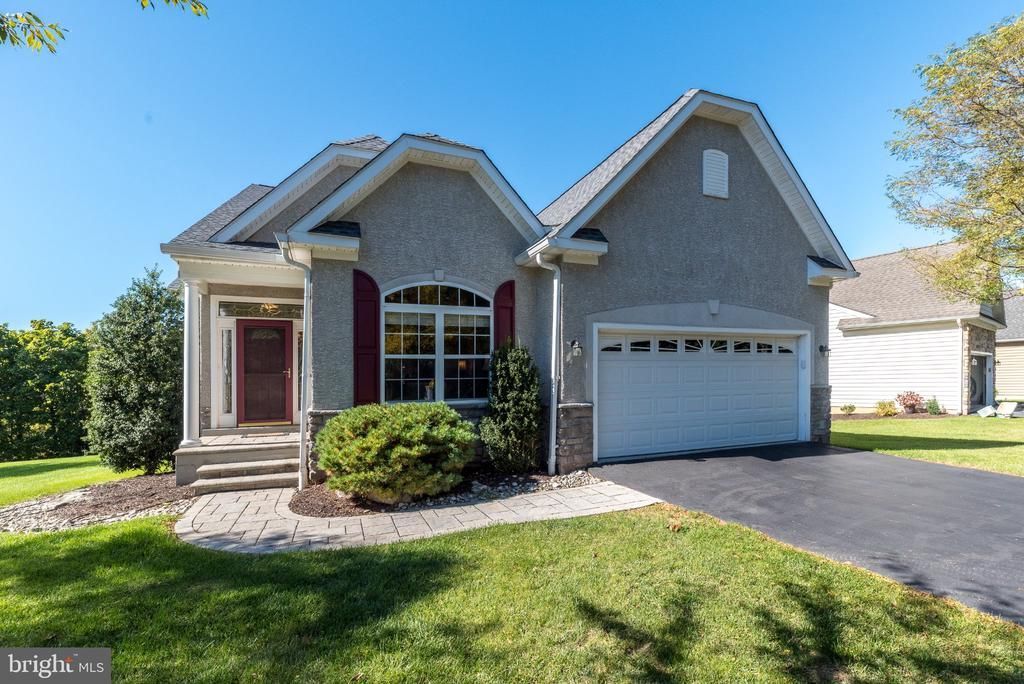 745 CRESTVIEW BOULEVARD, COLLEGEVILLE, PA 19426