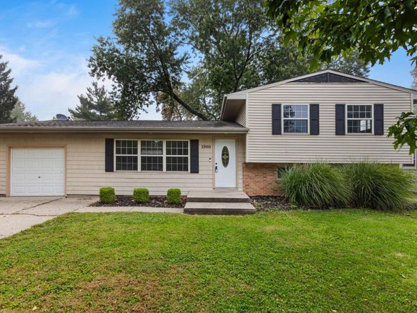1900 Alder Lane , Champaign, IL 61821