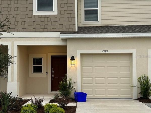 2287 PARAVANE WAY , WESLEY CHAPEL, FL 33543