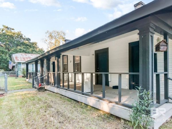 25 Southern Street, Chickasaw, AL 36611