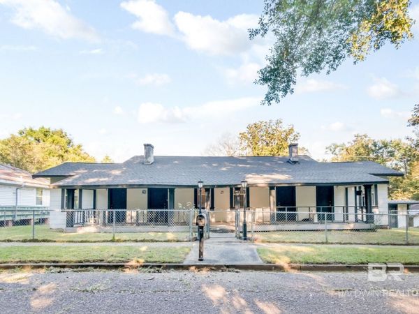25 Southern Street, Chickasaw, AL 36611