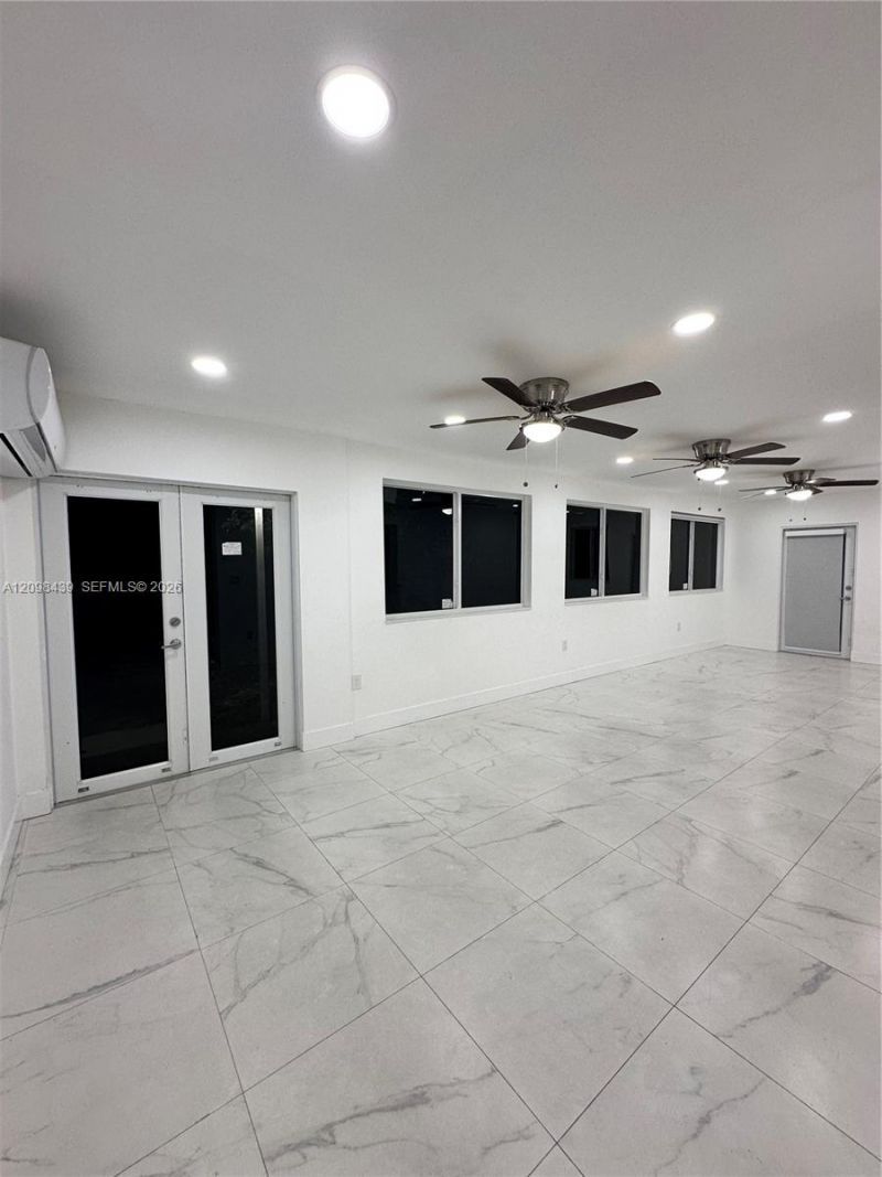 380 W 32nd St , Unit 1, Hialeah, FL 33012 Photo