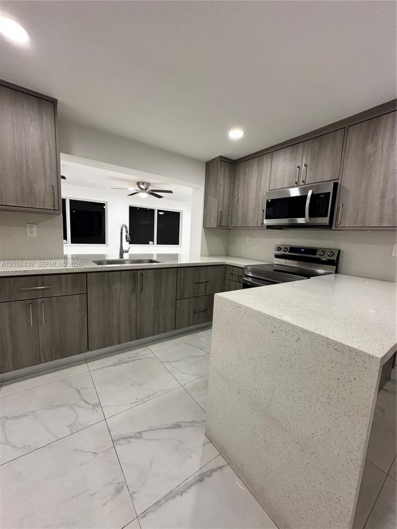 380 W 32nd St , Unit 1, Hialeah, FL 33012 Photo