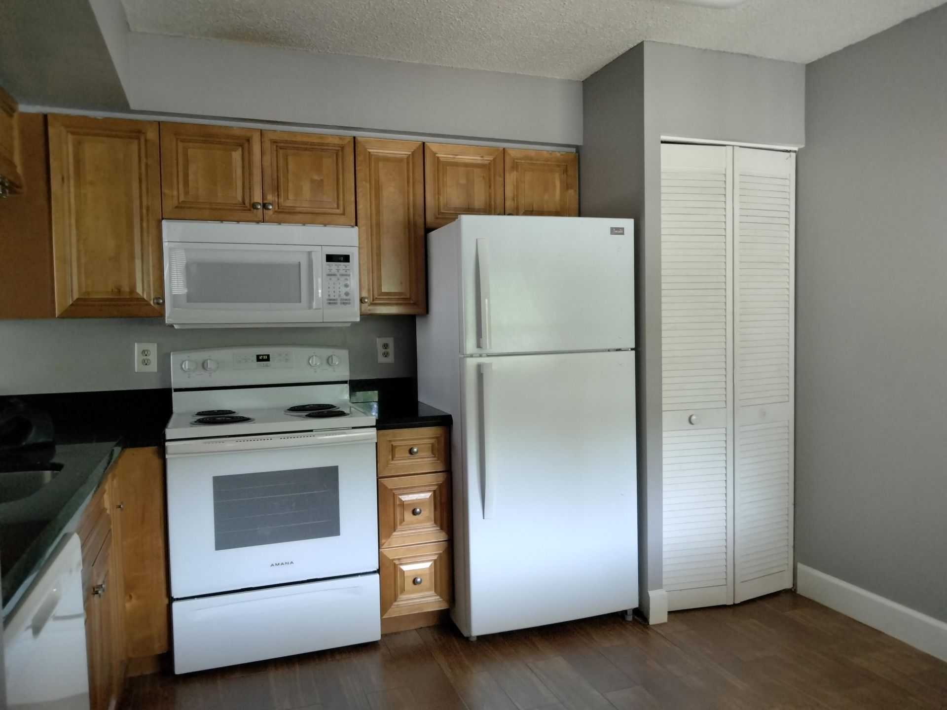 17201 Glenmoor Drive, West Palm Beach, FL 33409 Photo