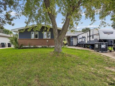 5213 N 85th Street, Omaha, NE 68134