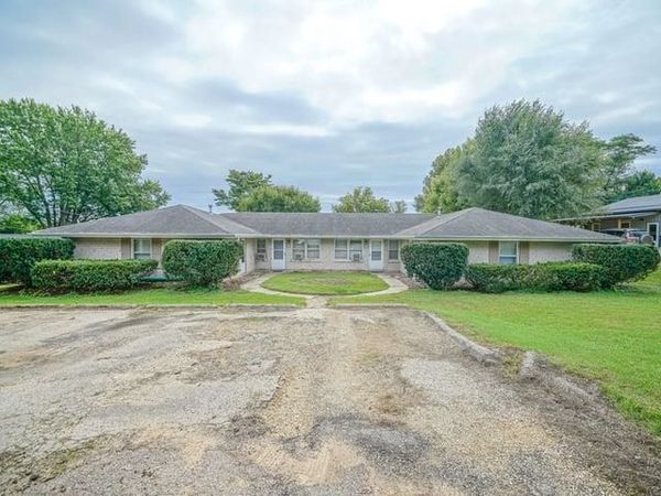 416 E 2nd Street, BYRON, IL 61010