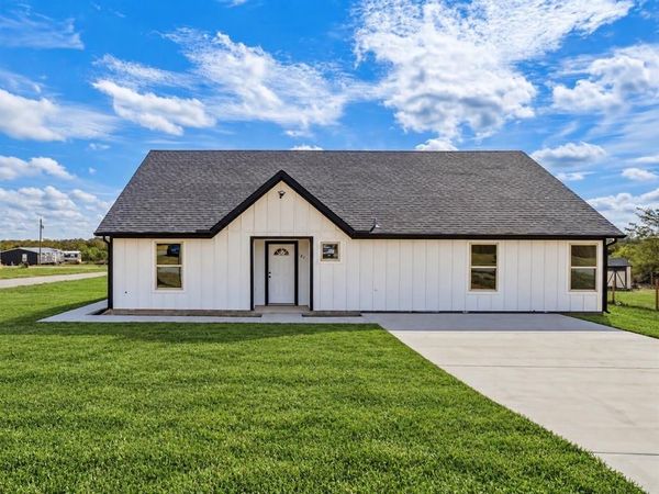 182 Brookview Drive, Bridgeport, TX 76426