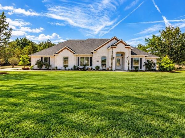 4000 Meadow View Circle, Kaufman, TX 75142