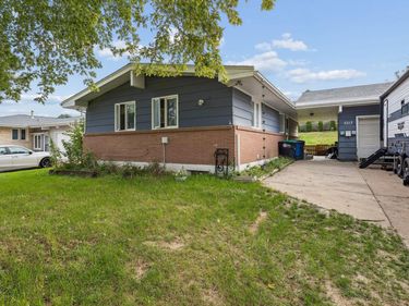 5213 N 85TH Street, OMAHA, NE 68134