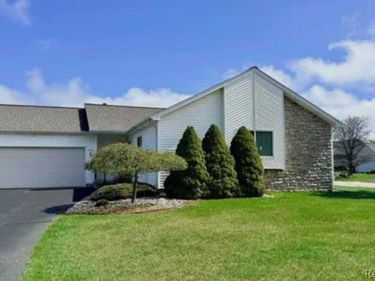 7311 Hawthorne Circle, Unit none, Atlas Township, Mi 48438