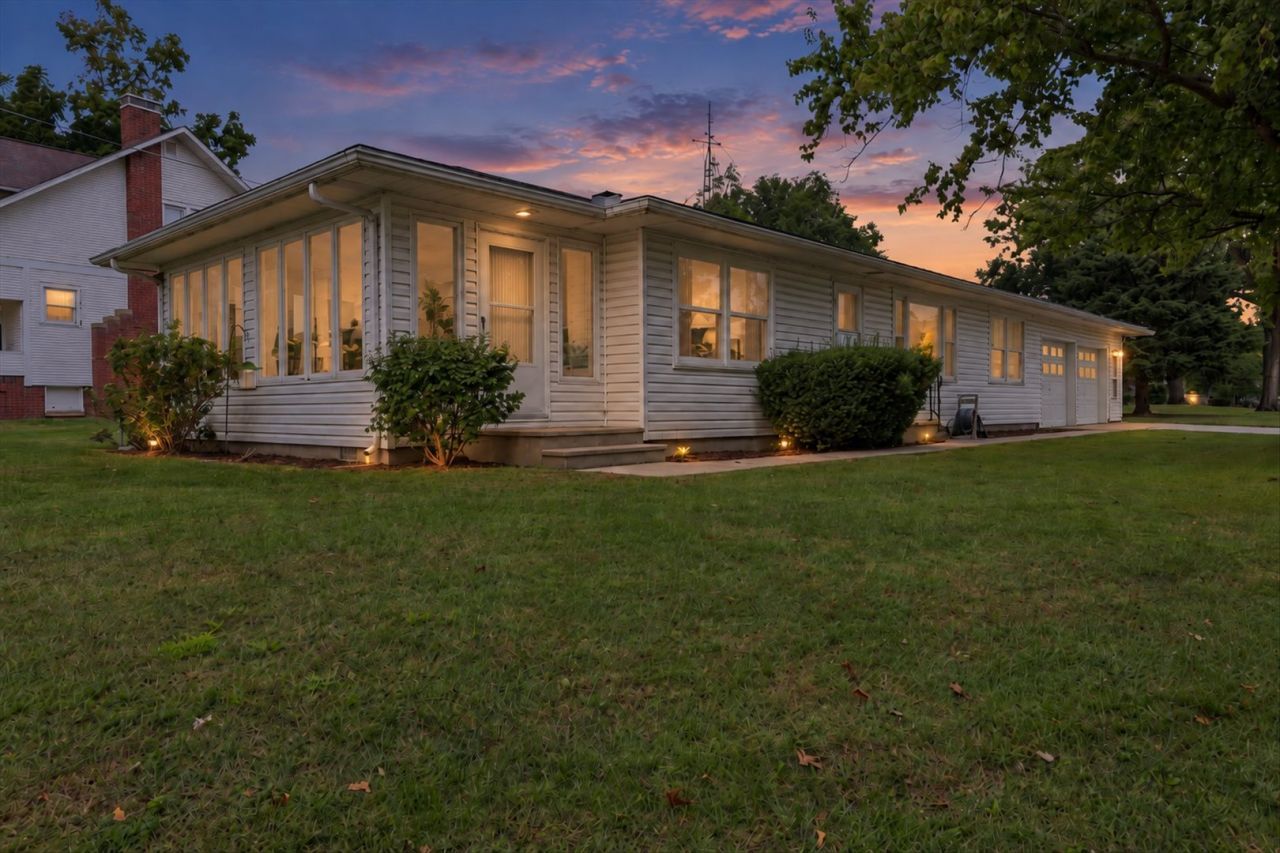 314 Oak Drive, Atwood, IL 61913 Main Photo