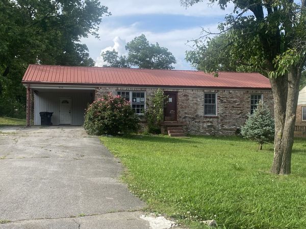 435 Ashe Ave , New Johnsonville, TN 37134