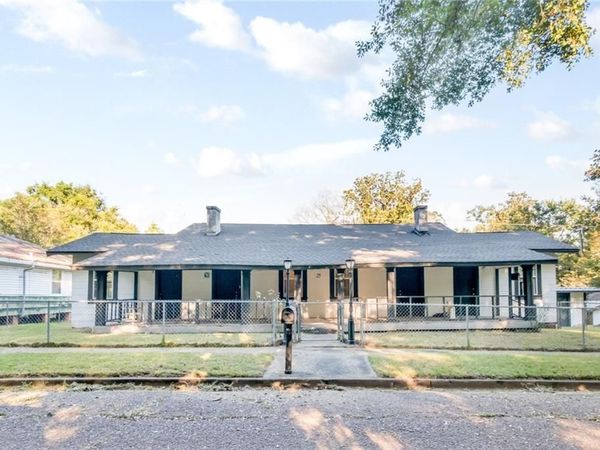 25 Southern Street , Mobile, AL 36611