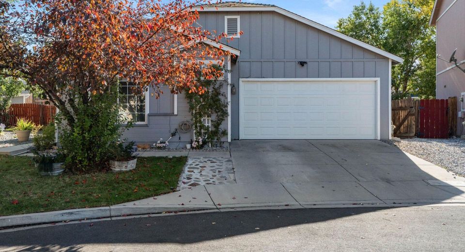 9445 Pine Tree Court, Reno, NV 89506 Photo