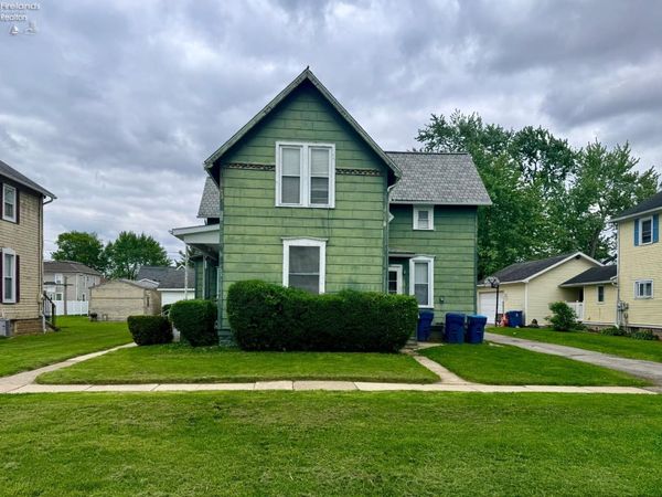 535 S Wood Street, Fremont, OH 43420