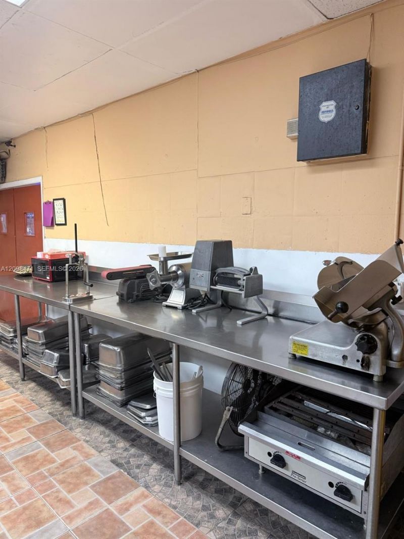 11300 NW 87th Ct,suite 144 , Hialeah Gardens, FL 33018 Photo