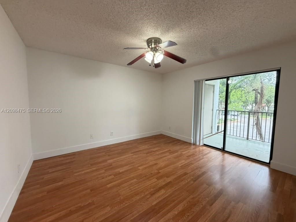 520 S Park Rd , Unit 24-12, Hollywood, FL 33021 Photo