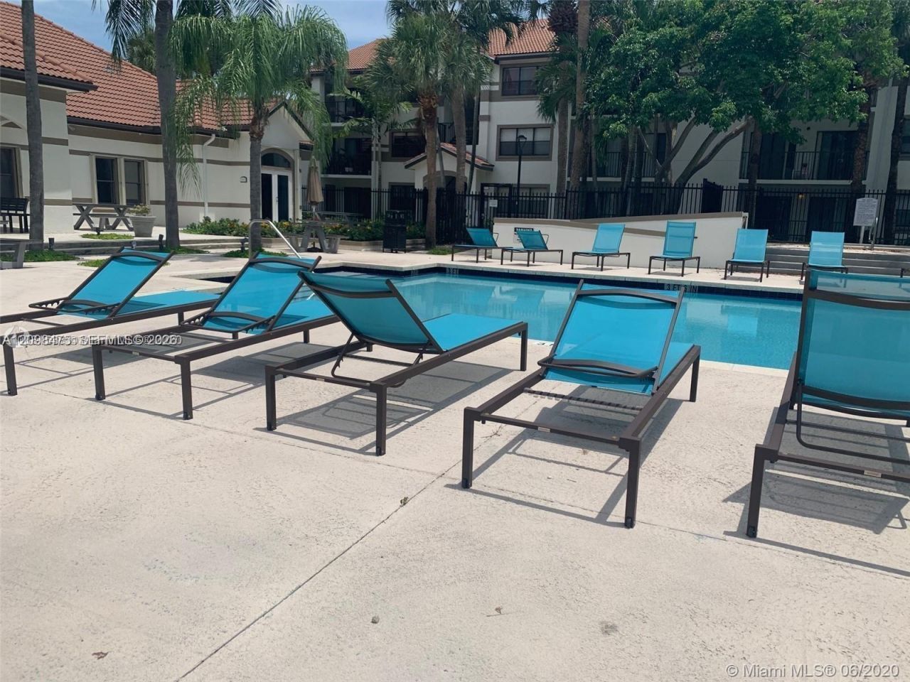 520 S Park Rd , Unit 24-12, Hollywood, FL 33021 Photo