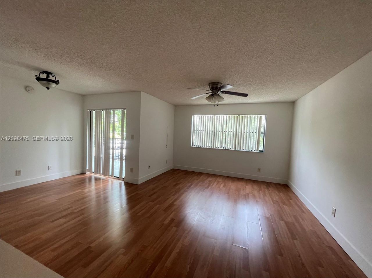 520 S Park Rd , Unit 24-12, Hollywood, FL 33021 Photo